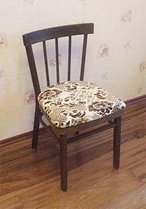 Отремонтированный стул